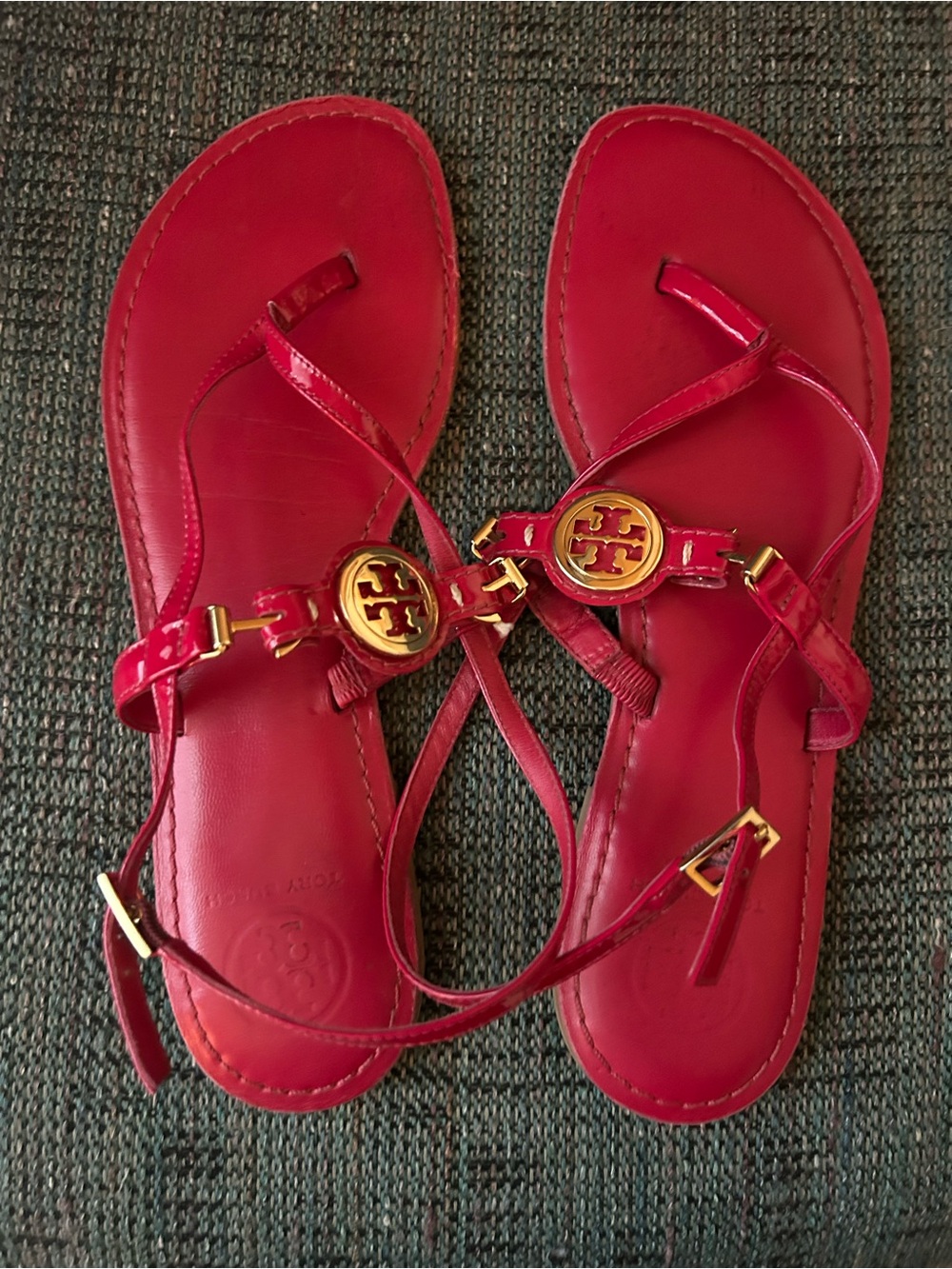 Tory Burch Red Patent Leather Logo Thong Sandals 10